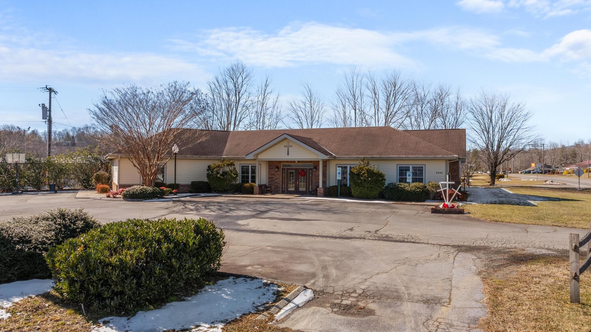 6540 Brevard Rd, Etowah, NC à vendre Photo du bâtiment- Image 1 de 65