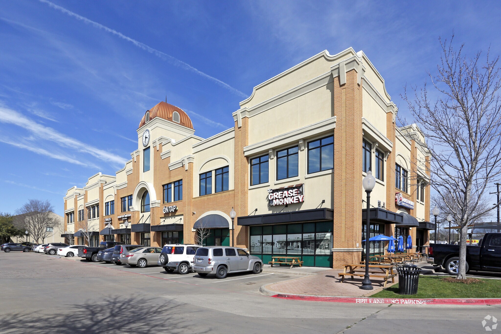 200 N Mesquite St, Arlington, TX for lease Primary Photo- Image 1 of 26