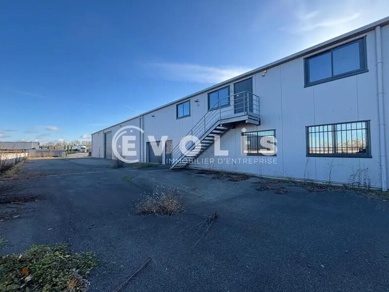 Chemin De La Gravière, Fareins for sale - Building Photo - Image 2 of 15