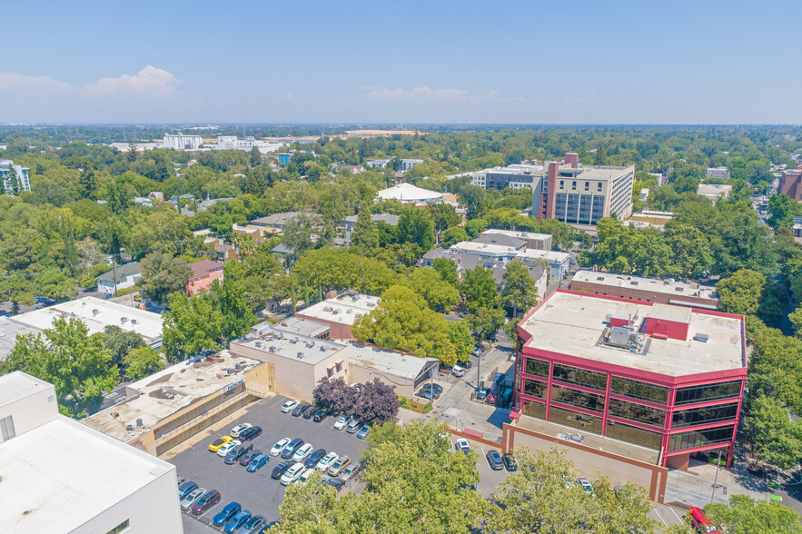 1226 H St, Sacramento, CA for lease - Aerial - Image 2 of 24