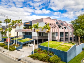 Plus de détails pour 2151 E Commercial Blvd, Fort Lauderdale, FL - Bureau à louer