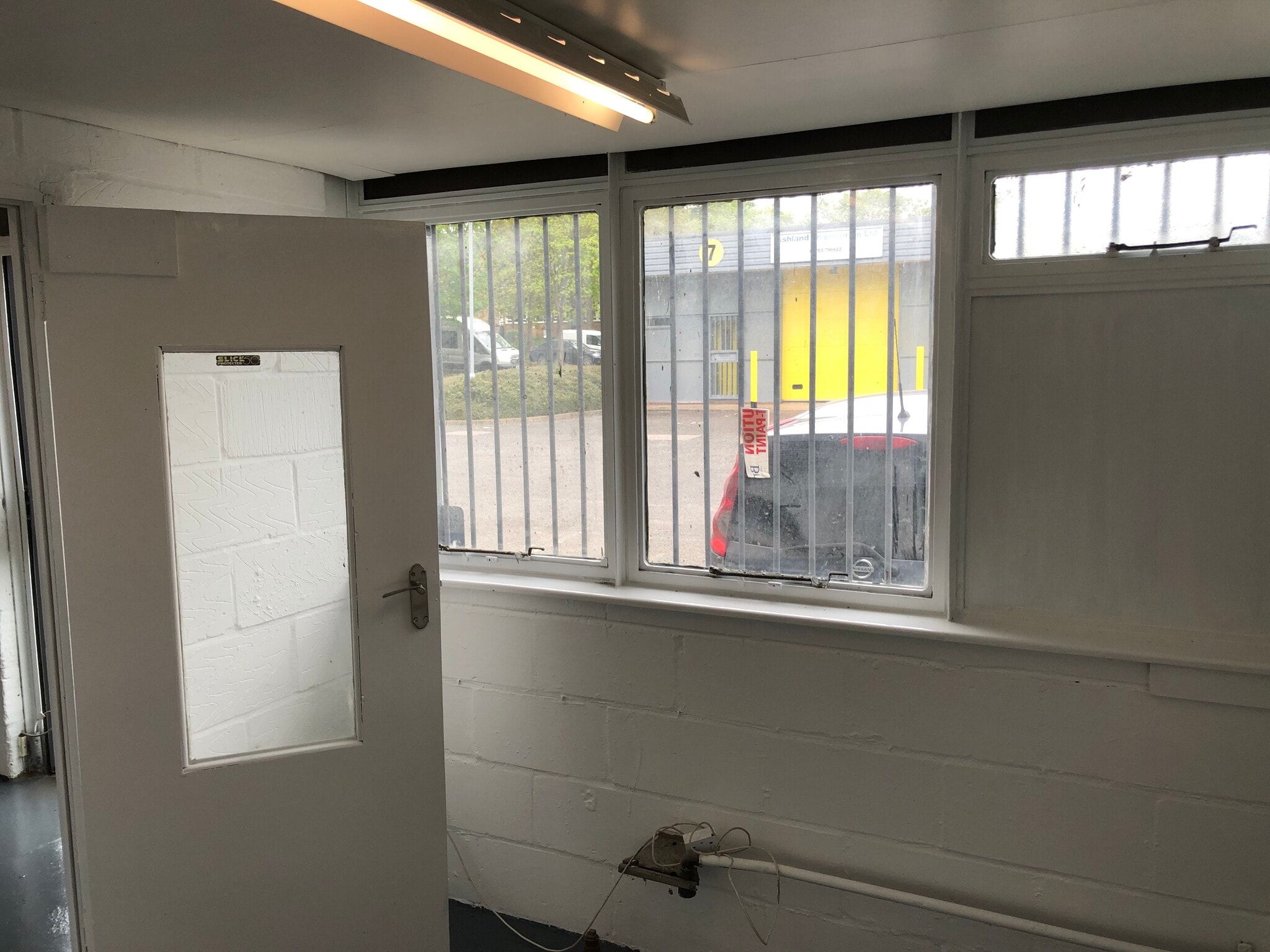 Mount Ave, Milton Keynes for lease Interior Photo- Image 1 of 3