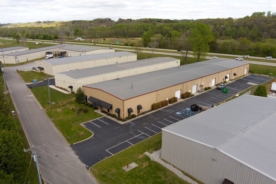 8408 Gulf View Dr, Soddy Daisy, TN à louer - Photo du bâtiment - Image 2 de 17