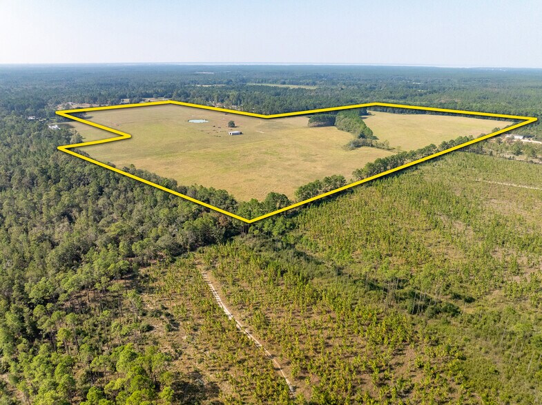 3717 FL-20, Freeport, FL à vendre - Photo du bâtiment - Image 2 de 3