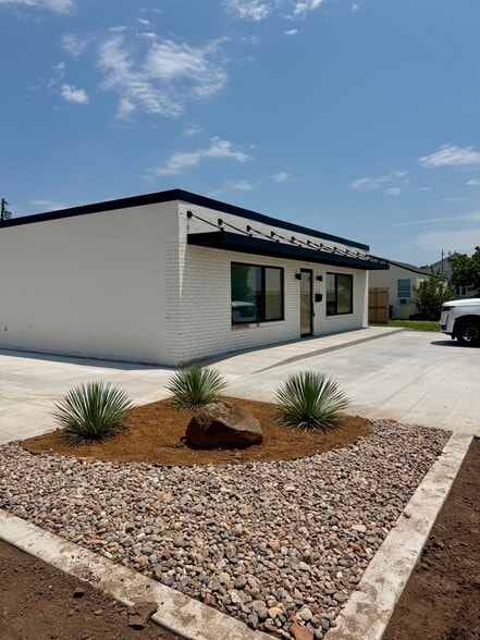 201 SE 3rd St, Oklahoma City, OK for lease - Building Photo - Image 2 of 14