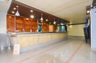 Plus de détails pour Calle Pintores, Salamanca - Commerce de détail à vendre