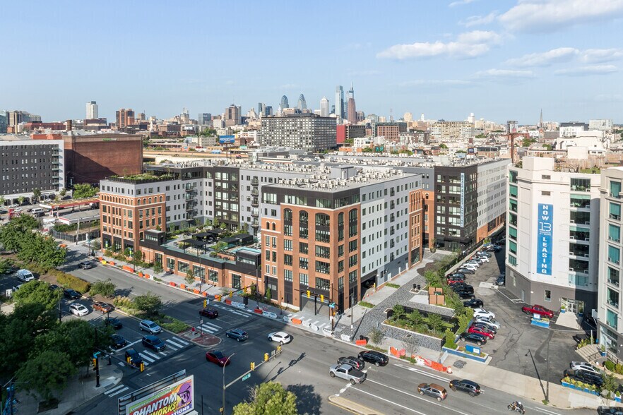 700 N Delaware Ave, Philadelphia, PA à louer - Aérien - Image 3 de 17