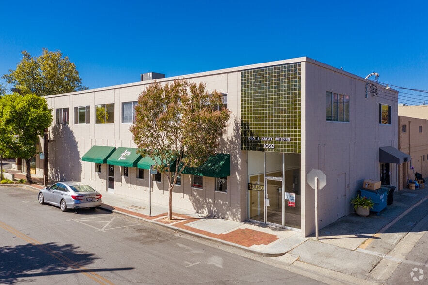 725-729 Santa Cruz Ave, Menlo Park, CA for lease - Building Photo - Image 1 of 3
