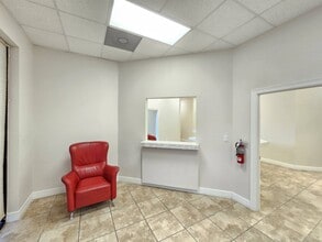 4001 Spencer Hwy, Pasadena, TX for lease Interior Photo- Image 1 of 20