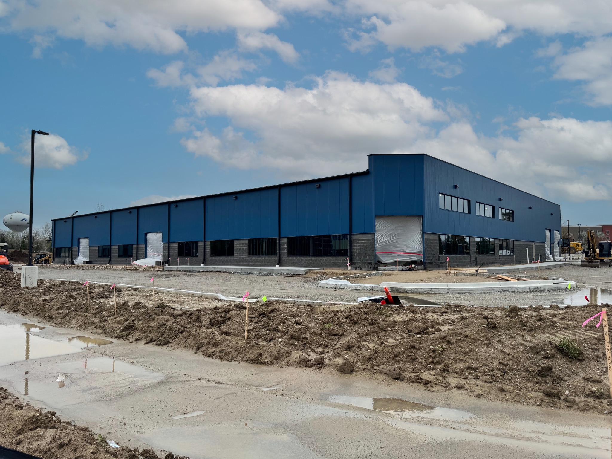 49176 Alpha Dr, Wixom, MI for lease Primary Photo- Image 1 of 3