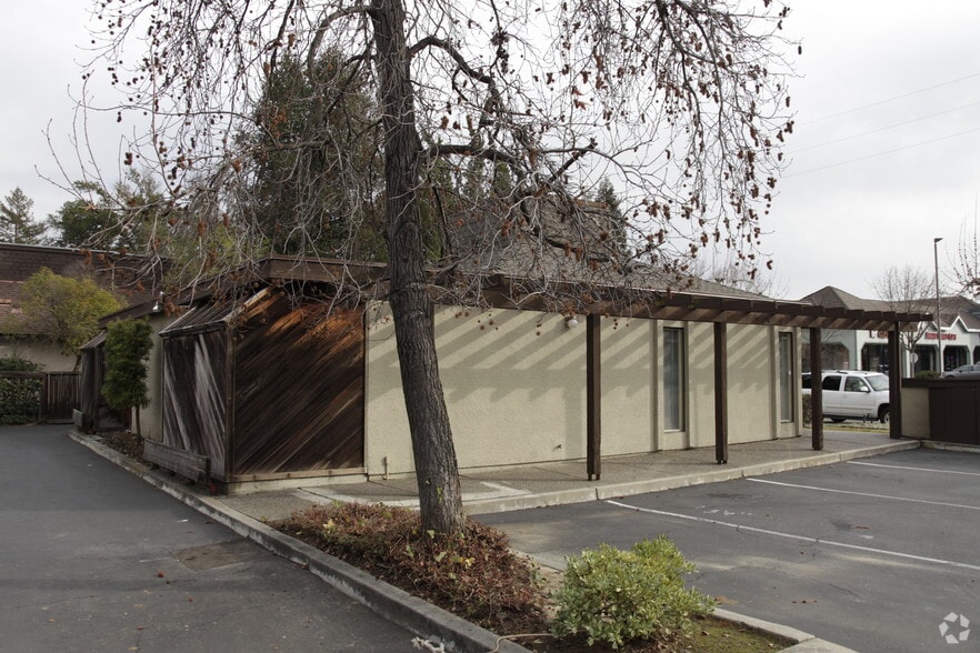 60 Mission Dr, Pleasanton, CA for lease - Building Photo - Image 2 of 3