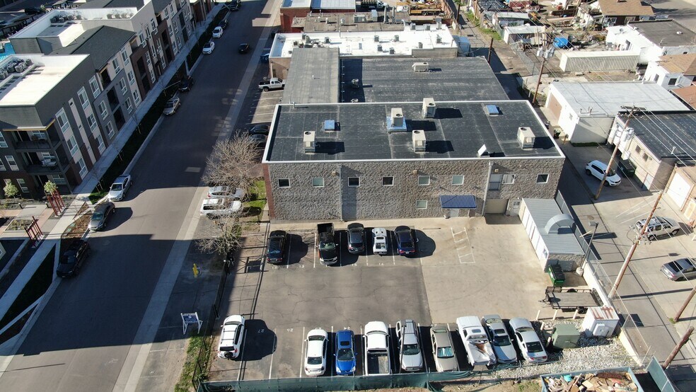1830 S Bannock St, Denver, CO à vendre - Photo du bâtiment - Image 2 de 50