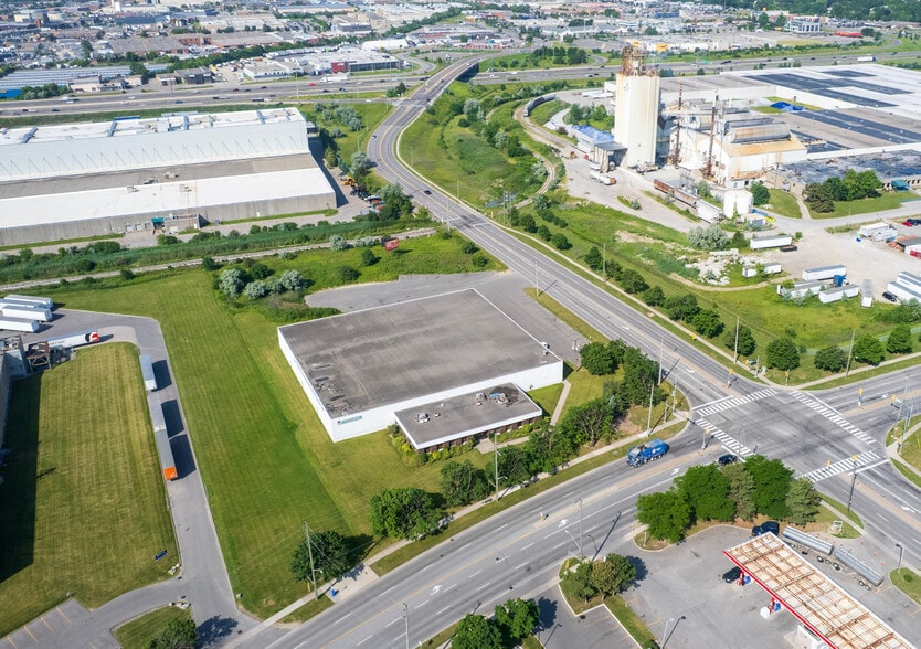80 West Dr, Brampton, ON for sale - Building Photo - Image 3 of 4