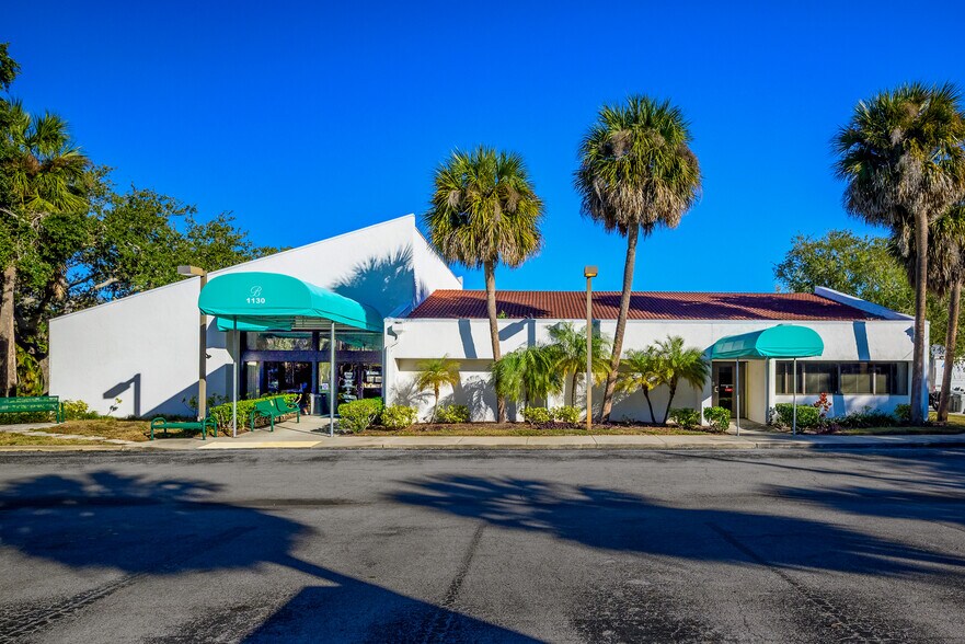 1130 Ponce De Leon Blvd, Clearwater, FL à vendre - Photo du bâtiment - Image 2 de 7