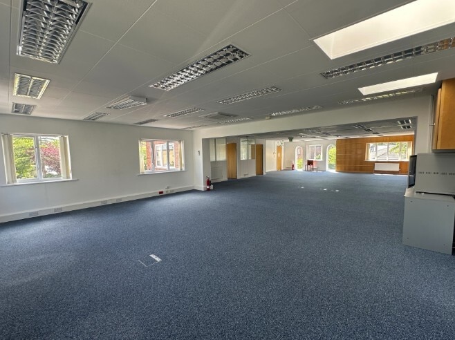 James Nicholson Link, York for lease - Interior Photo - Image 2 of 8