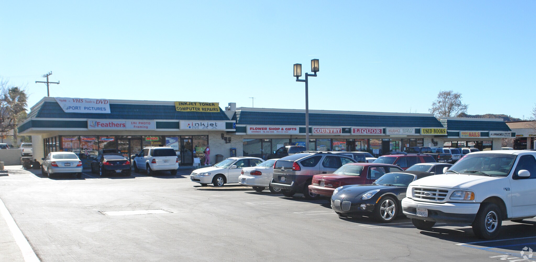 18902-18932 Soledad Canyon Rd, Canyon Country, CA for lease Primary Photo- Image 1 of 4