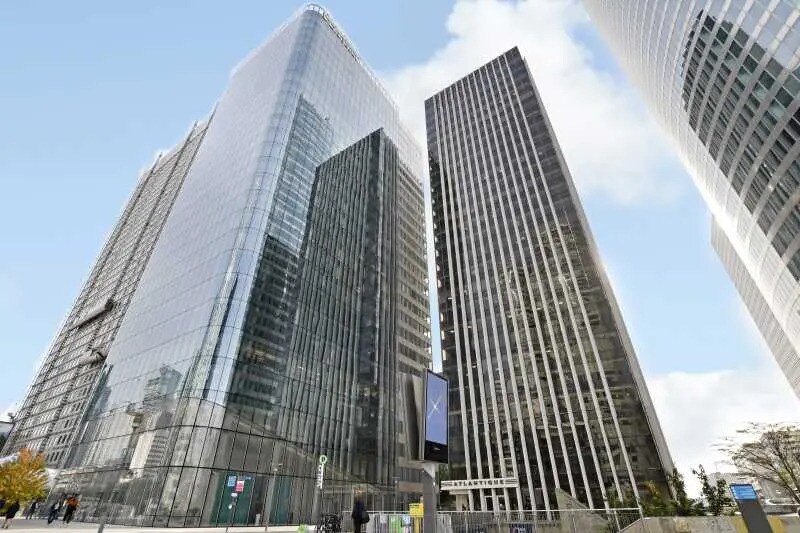 Office in Puteaux for sale - Building Photo - Image 2 of 14