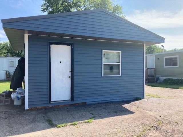 N6740 Hwy 12 & 16, New Lisbon, WI à vendre - Photo du bâtiment - Image 3 de 20