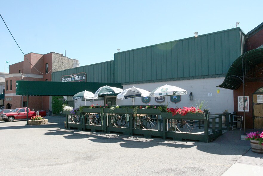 508-518 E Wilson St, Madison, WI à vendre - Photo du bâtiment - Image 2 de 5