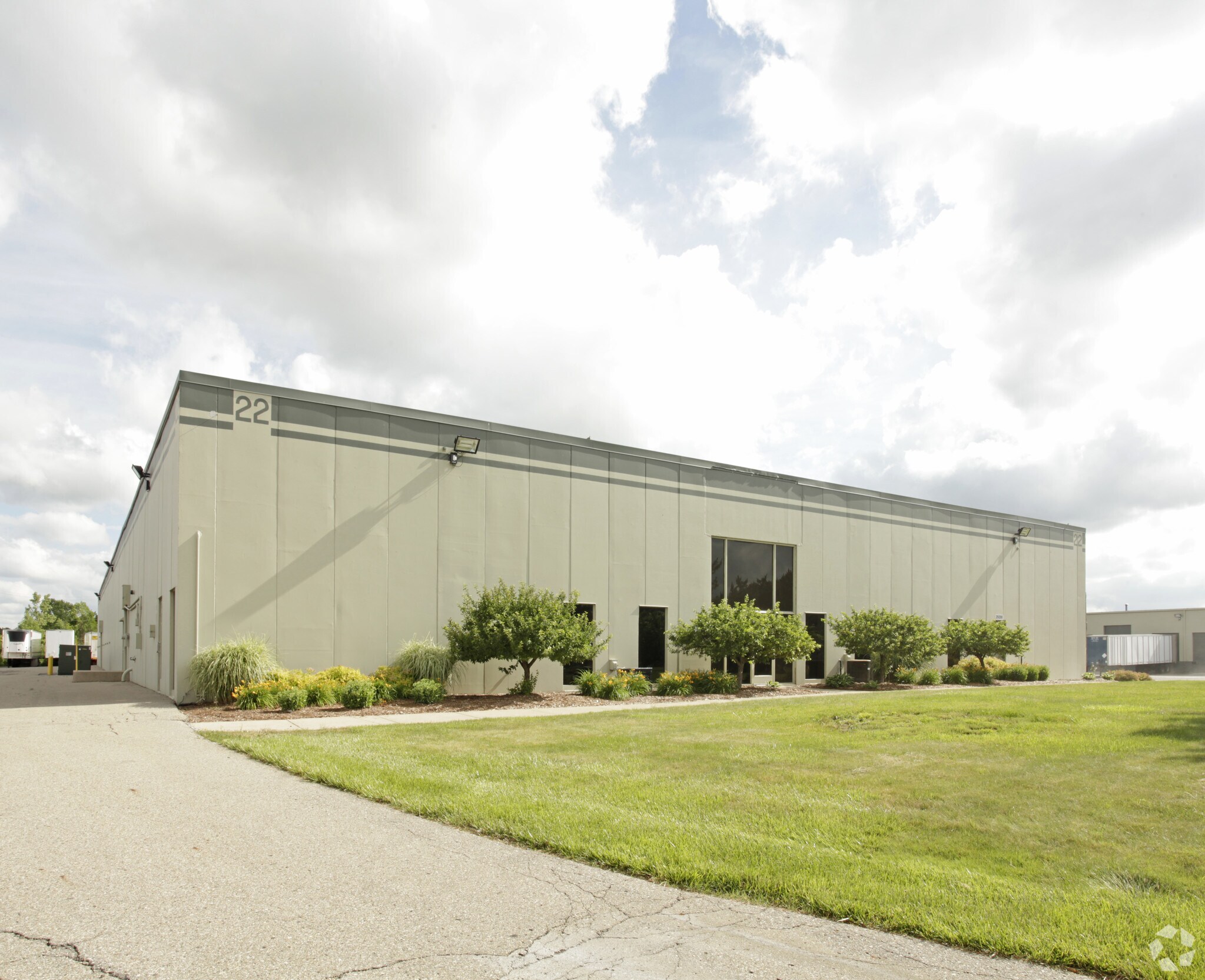 29200-29214 Airport Dr, Romulus, MI à louer Photo principale- Image 1 de 3