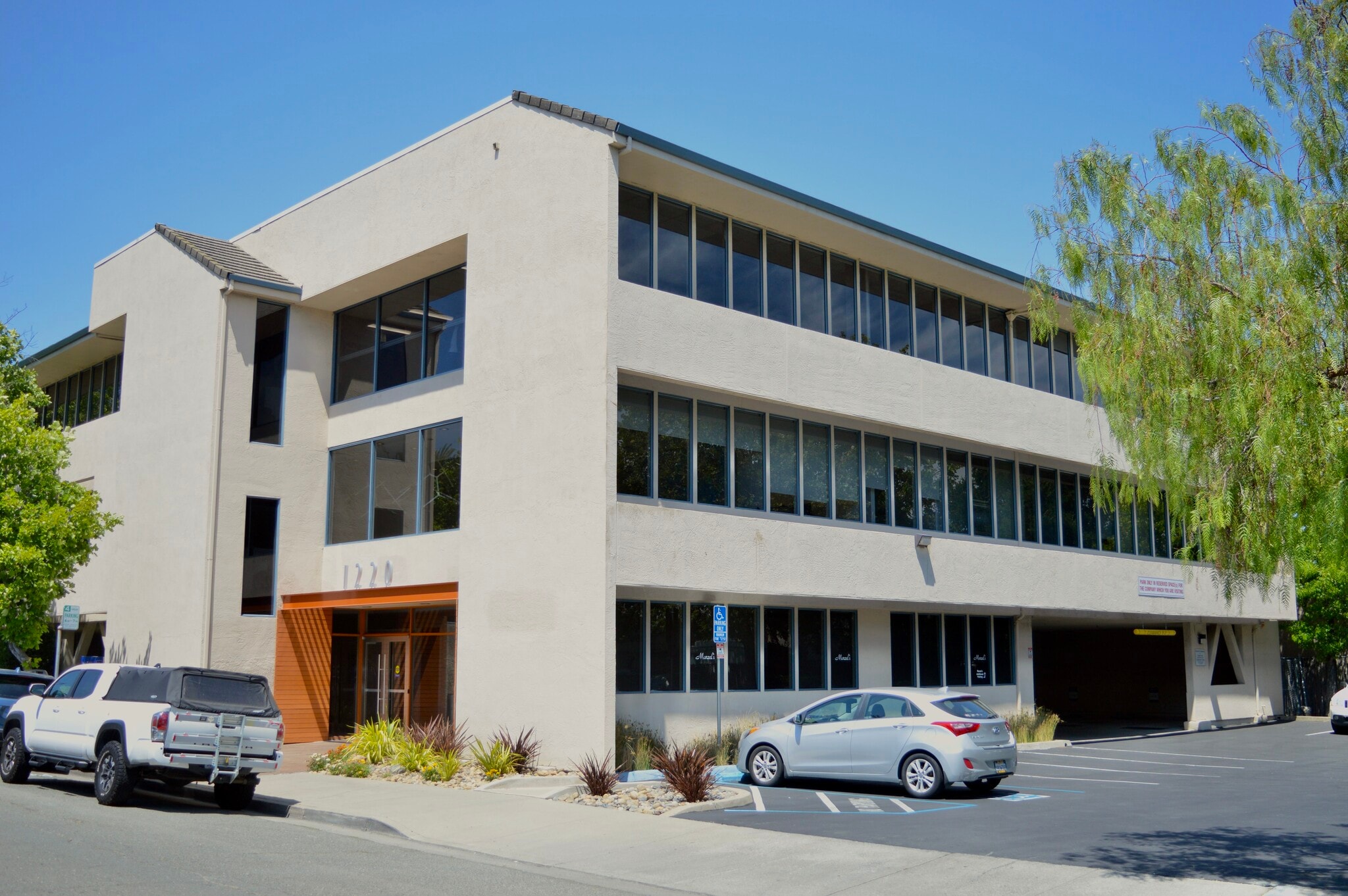 1220 Oakland Blvd, Walnut Creek, CA à louer Photo du bâtiment- Image 1 de 9