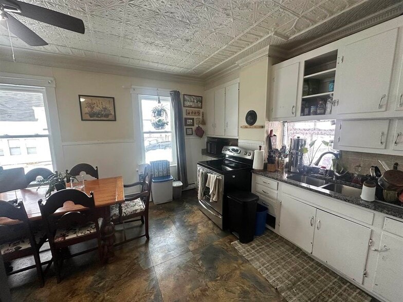 48 Lafayette St, Rochester, NH for sale - Building Photo - Image 2 of 22