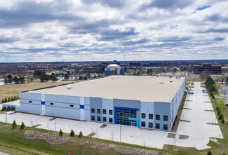 Plus de détails pour 325 Marriott Dr, Lincolnshire, IL - Industriel à louer