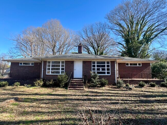 Plus de détails pour 20230 Main St, Cornelius, NC - Multi-résidentiel à vendre