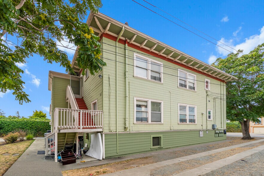 954 Park St, Alameda, CA à vendre - Photo du bâtiment - Image 2 de 24