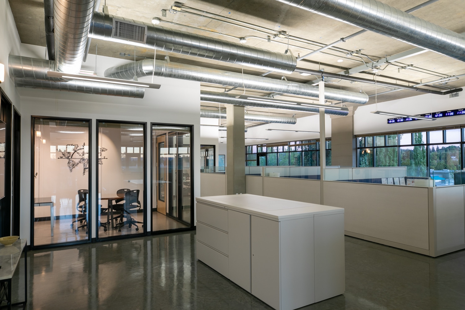 18840 SW Boones Ferry Rd, Tualatin, OR for lease Interior Photo- Image 1 of 15