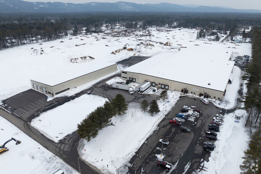 24 Native Dr, Queensbury, NY for sale - Building Photo - Image 2 of 11