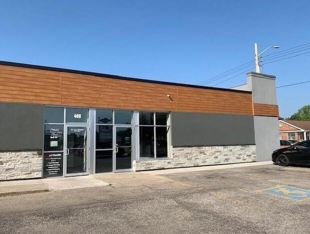 460 Christina St N, Sarnia, ON à vendre - Photo principale - Image 1 de 1