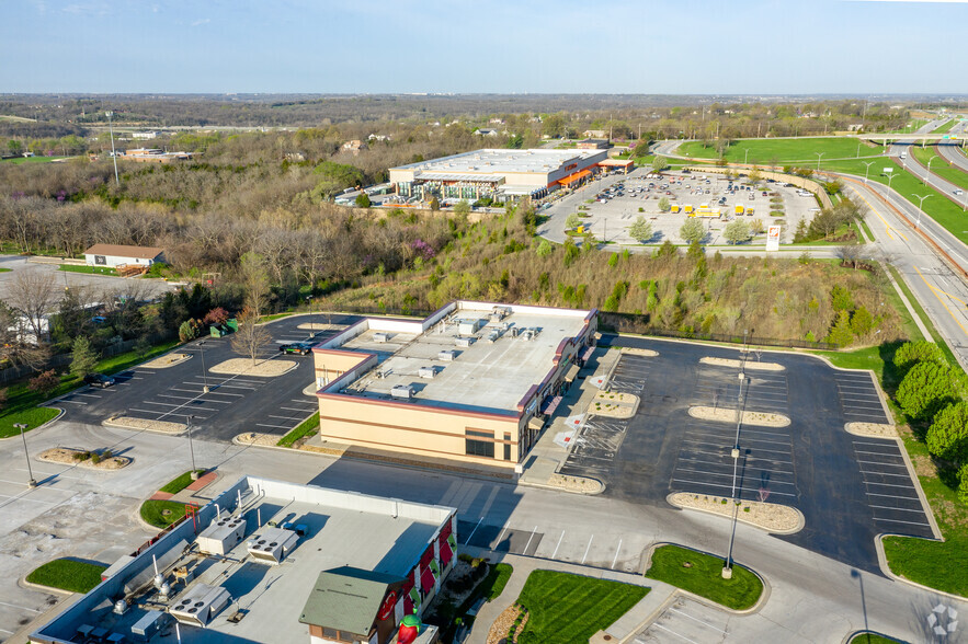 15315-15335 W 67th St, Shawnee, KS for lease - Aerial - Image 3 of 6