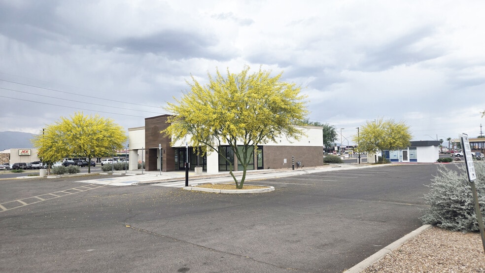 6960 E 22nd St, Tucson, AZ for lease - Building Photo - Image 2 of 8
