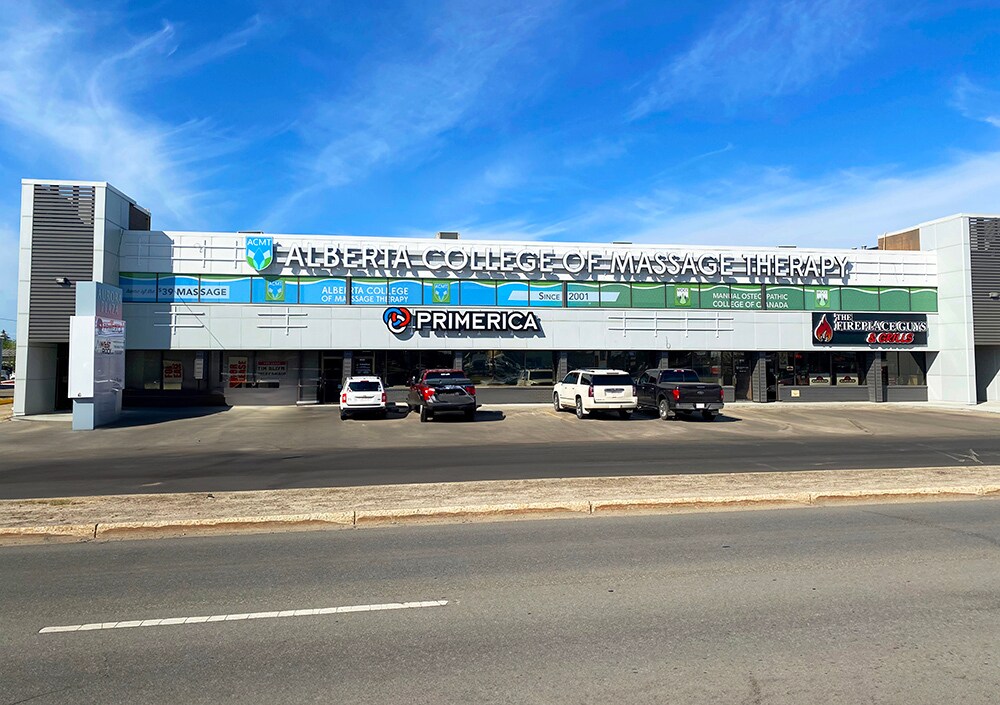 11402-11408 100 St, Grande Prairie, AB à louer Photo principale- Image 1 de 9