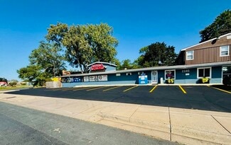 More details for 2345 County Road H2, Mounds View, MN - Retail for Sale