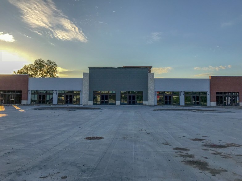 921 S 9th St, Waco, TX à louer - Photo du bâtiment - Image 2 de 7