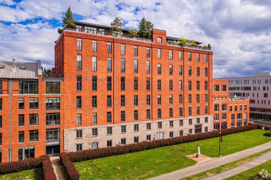 1701-1713 Rue Saint-Patrick, Montréal, QC à vendre - Photo du bâtiment - Image 1 de 3