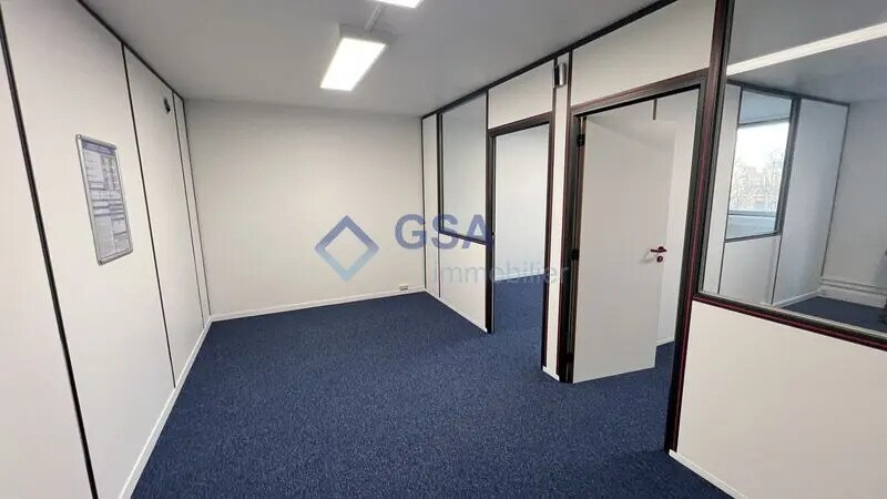 Bureau dans Évry-Courcouronnes à louer - Photo intérieure - Image 2 de 8