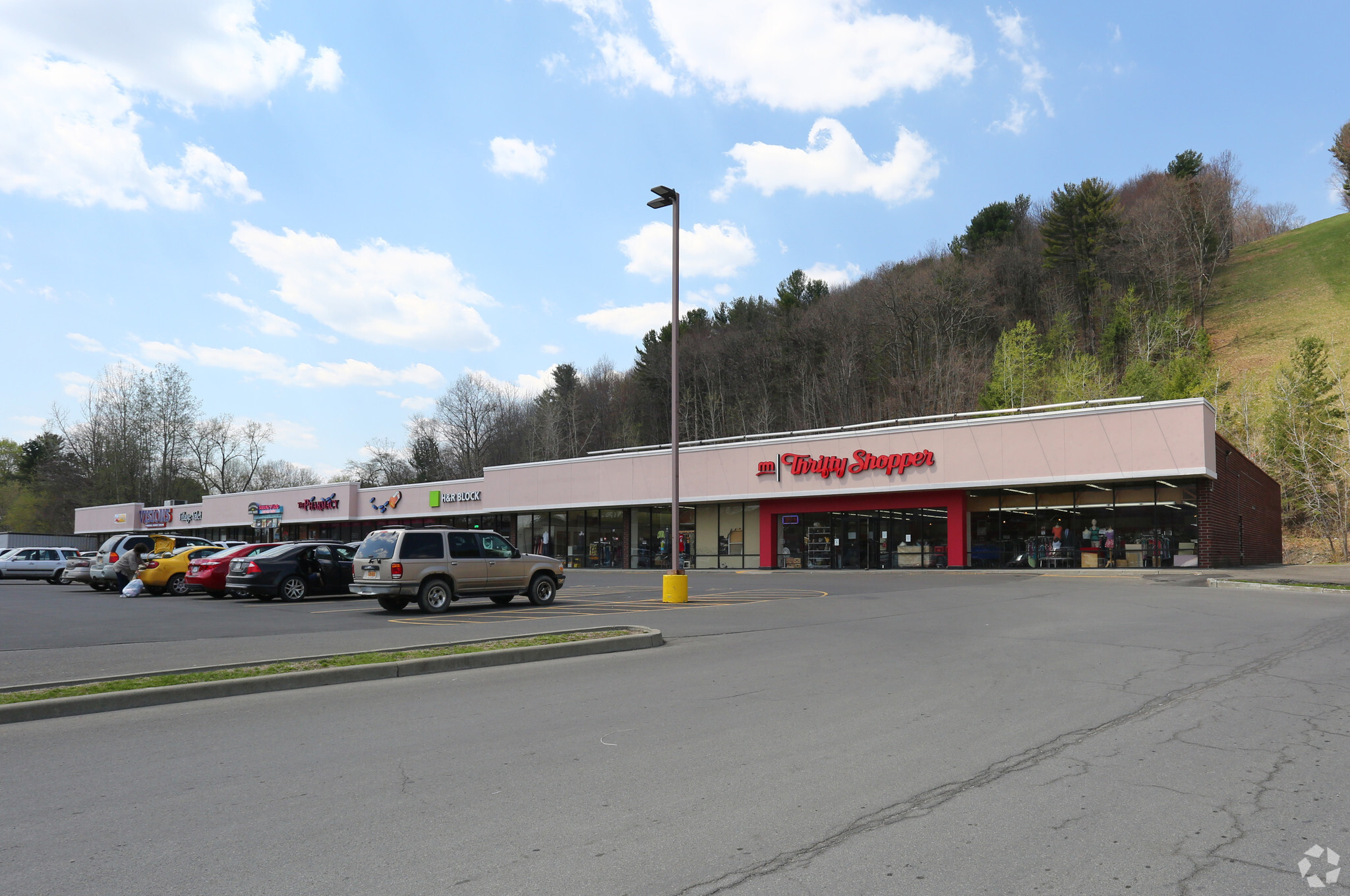 1143 Upper Front St, Binghamton, NY for lease Primary Photo- Image 1 of 6