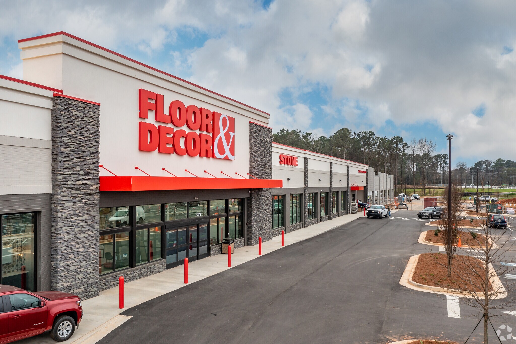 1295 Iris Dr SE, Conyers, GA à vendre Photo principale- Image 1 de 7