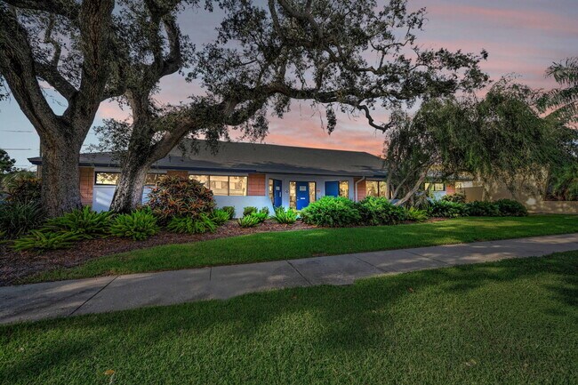 More details for 4021 Central Ave, Saint Petersburg, FL - Office for Lease