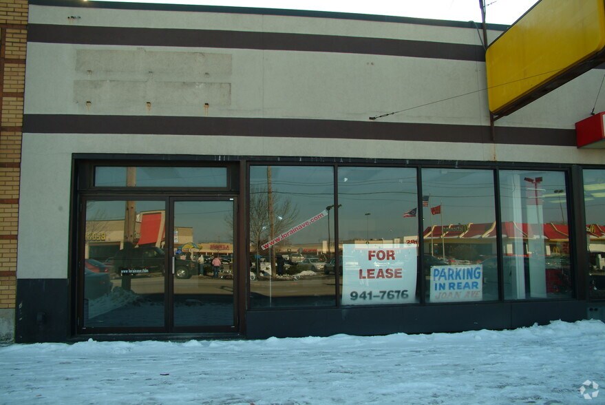 10613 Lorain Ave, Cleveland, OH à vendre - Photo du bâtiment - Image 3 de 3