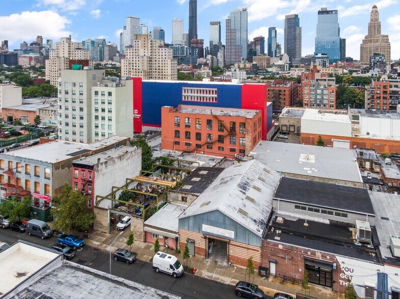 305 Douglass St, Brooklyn, NY à louer - Photo du bâtiment - Image 1 de 17