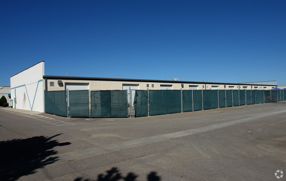 332 Norfolk St, Aurora, CO à vendre - Photo du bâtiment - Image 2 de 6