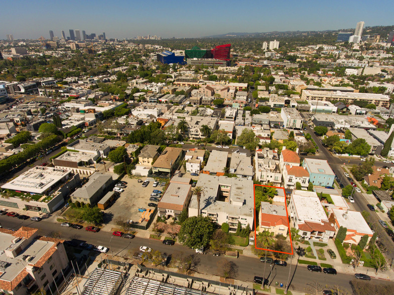 745 N Croft Ave, Los Angeles, CA for sale - Aerial - Image 3 of 26