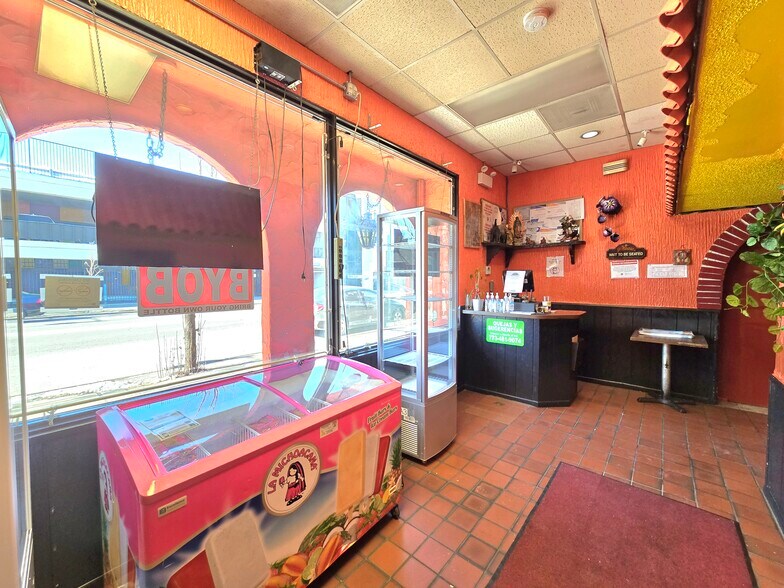 3139 N Central Ave, Chicago, IL à louer - Photo intérieure - Image 2 de 22