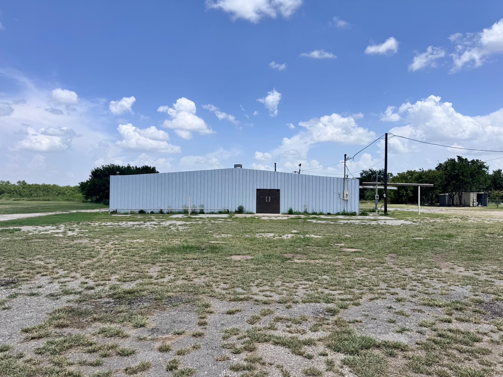 5029 Old Jacksboro Hwy, Wichita Falls, TX for lease Building Photo- Image 1 of 18