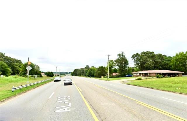 651 Cox Creek Pky, Florence, AL for sale - Building Photo - Image 2 of 6