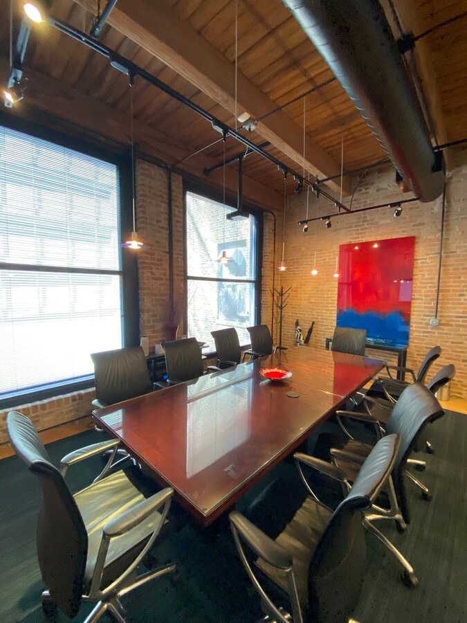 216 S Jefferson St, Chicago, IL 60661 - Unit 301 - - Interior Photo - Image 2 of 5